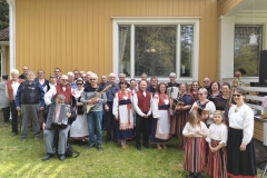 Pappilan pellolla -tapahtuman esiintyjät